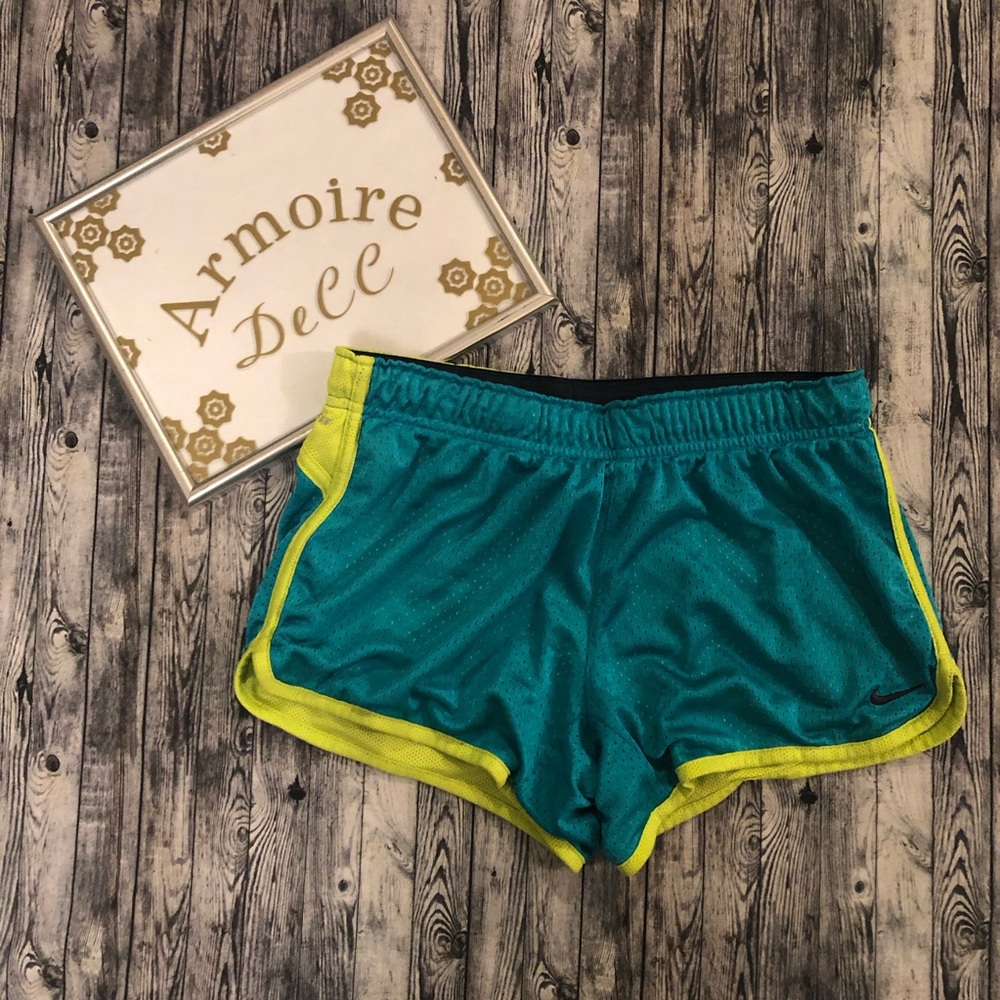 Nike Workout Shorts - Picture 1 of 4